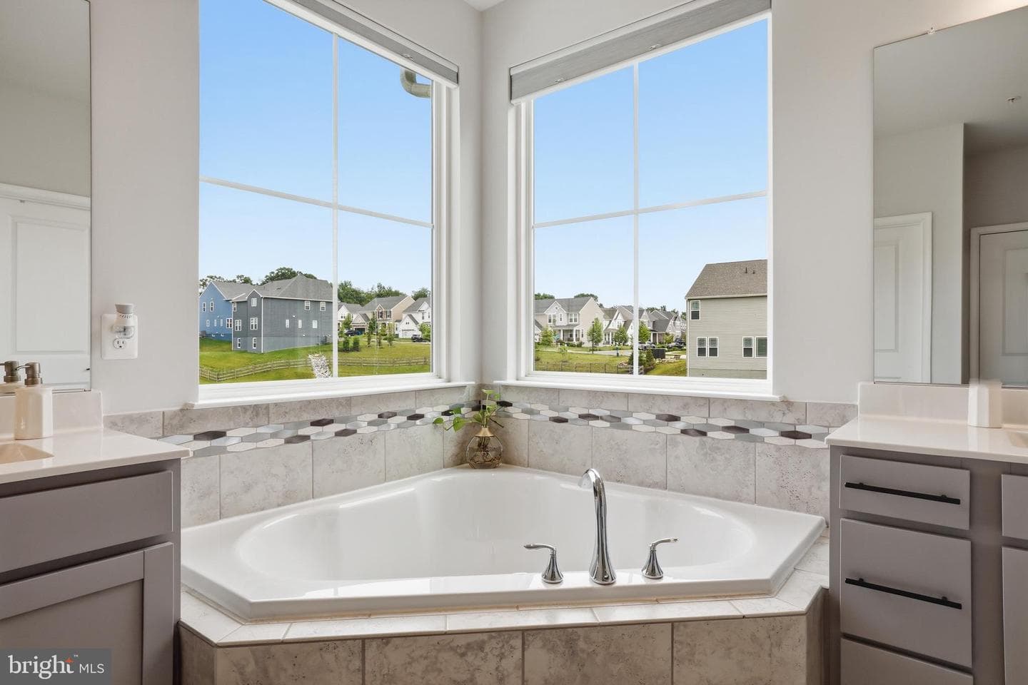 5707 Hawk Ridge Road photo 44