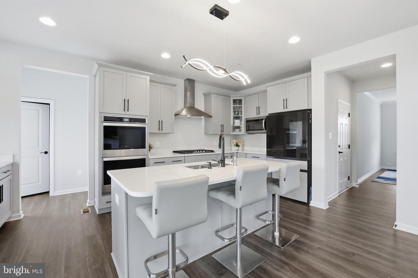 5707 Hawk Ridge Road photo 8