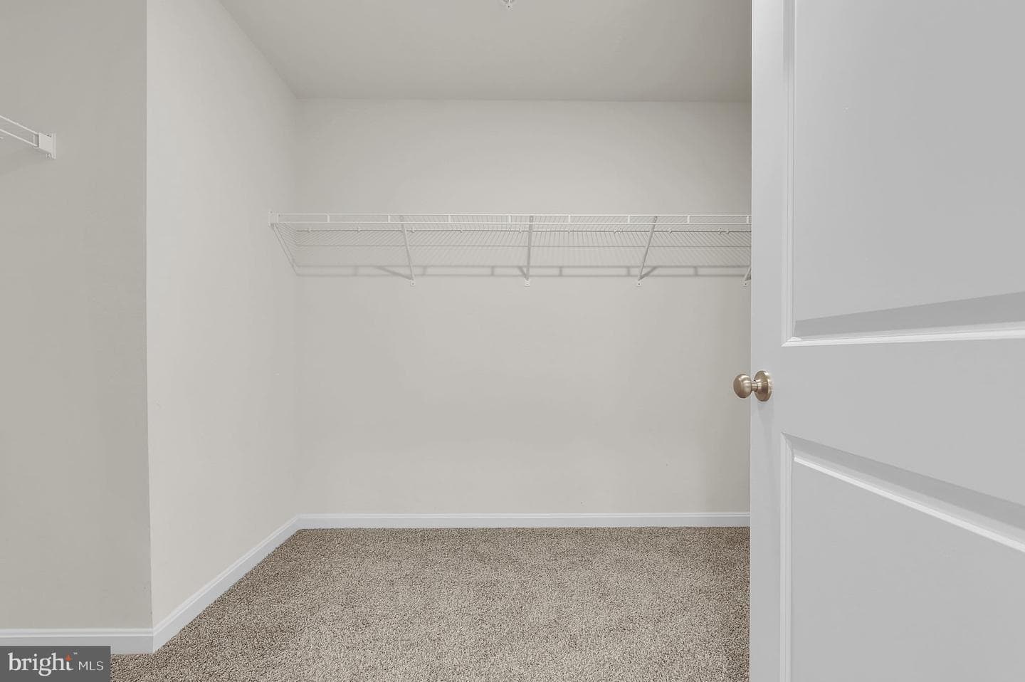 408 Constellation Ln photo 33
