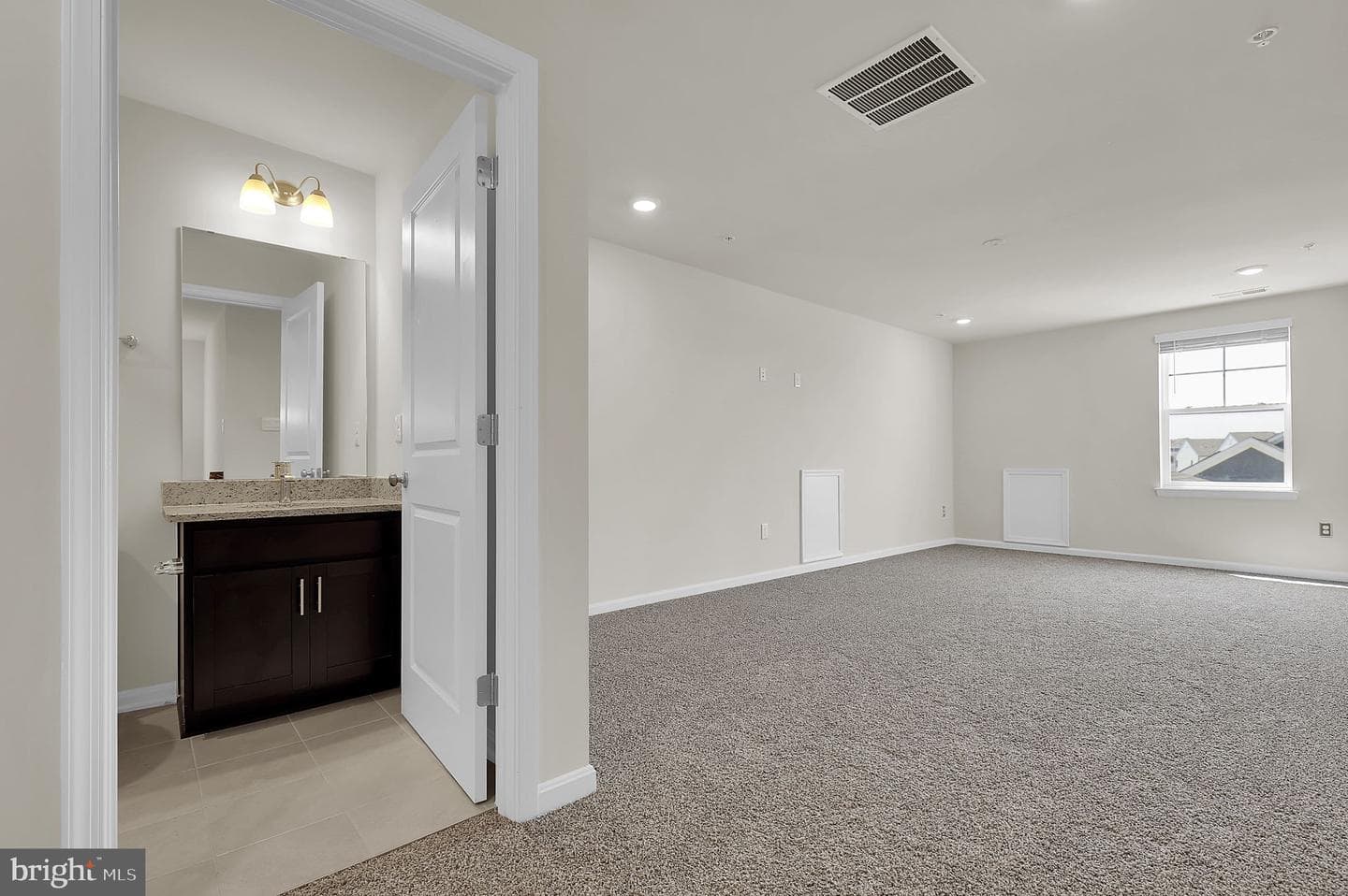 408 Constellation Ln photo 38