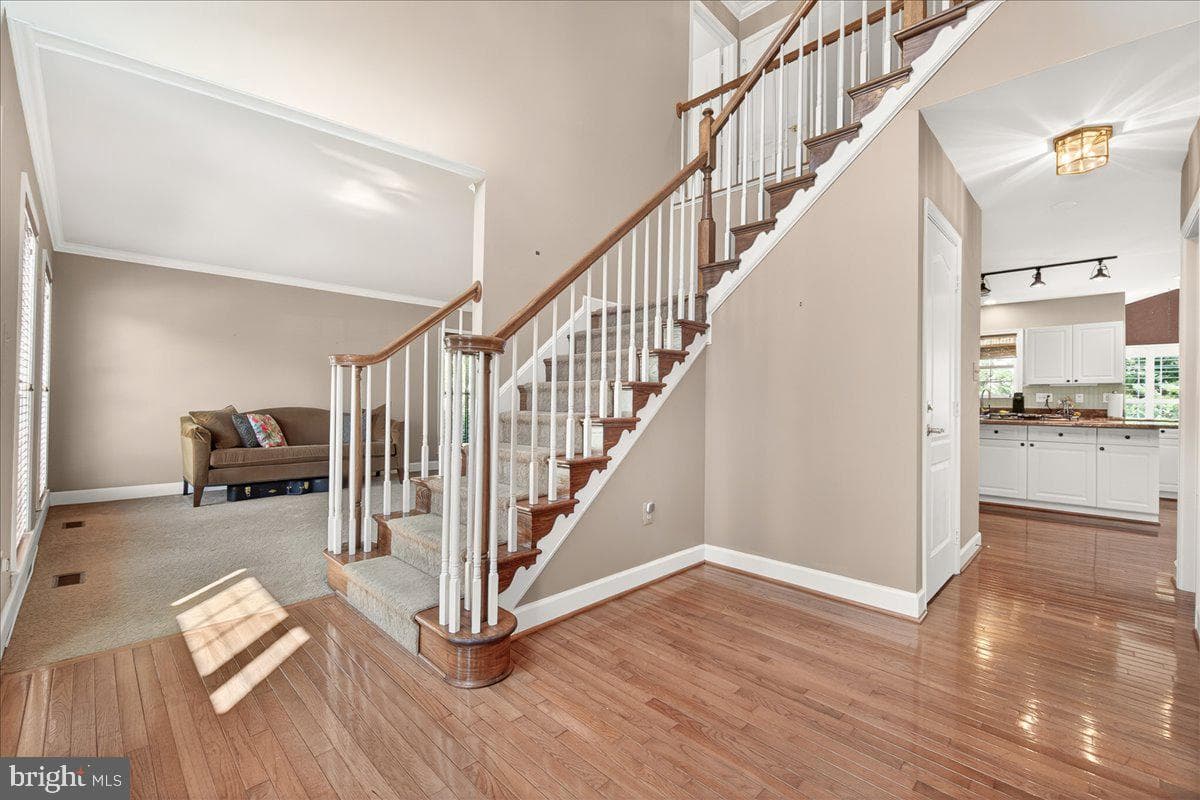 6309 Knollwood Drive photo 8