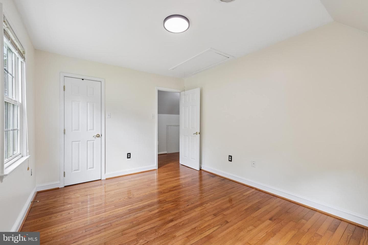 6650 Lake Front Court photo 28