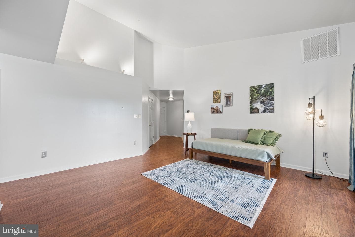2506 Coach House Way #3c photo 3