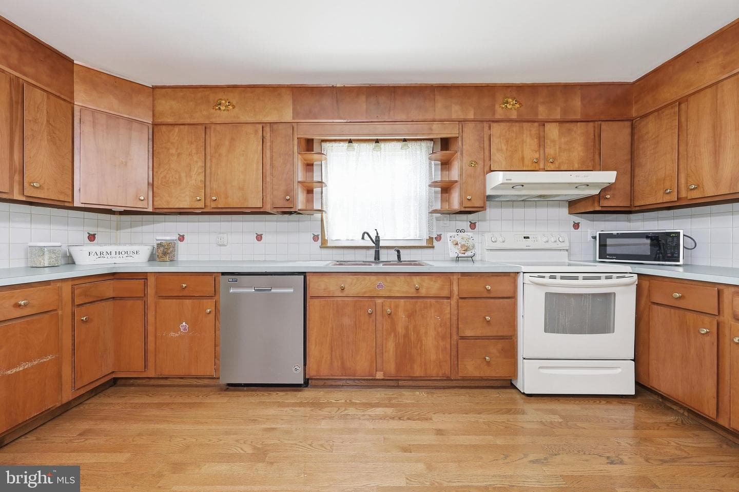 331 N Church Street N photo 10