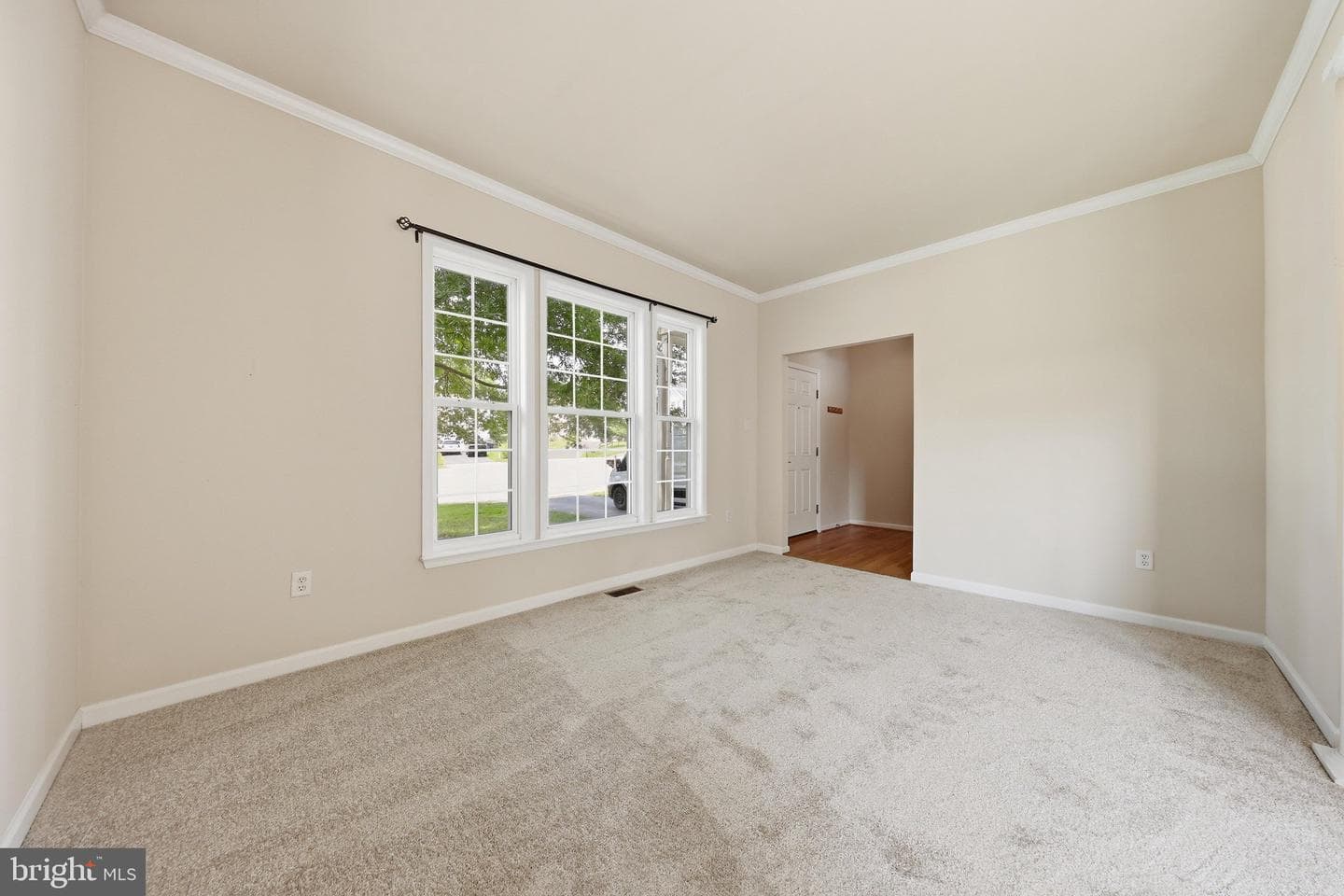 814 Fifth Avenue photo 12