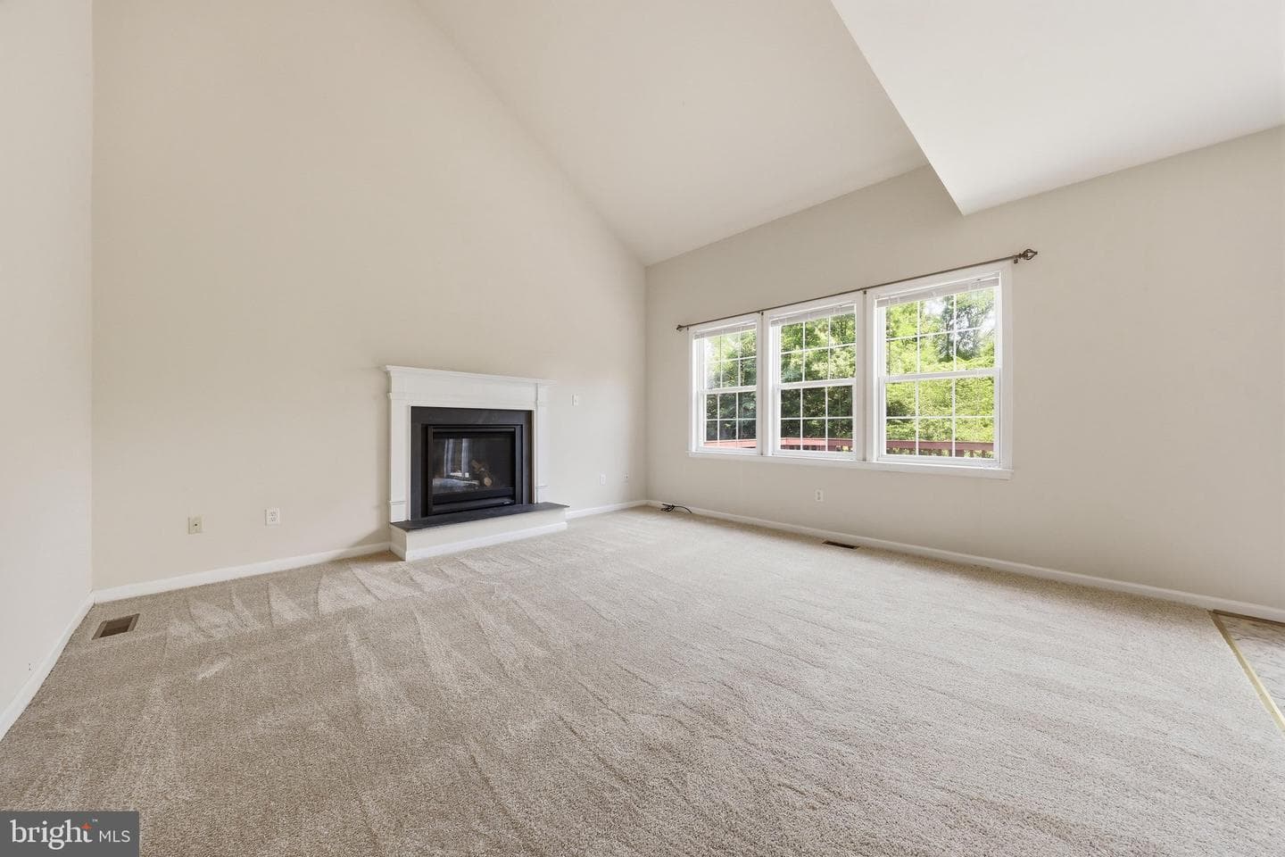 814 Fifth Avenue photo 23
