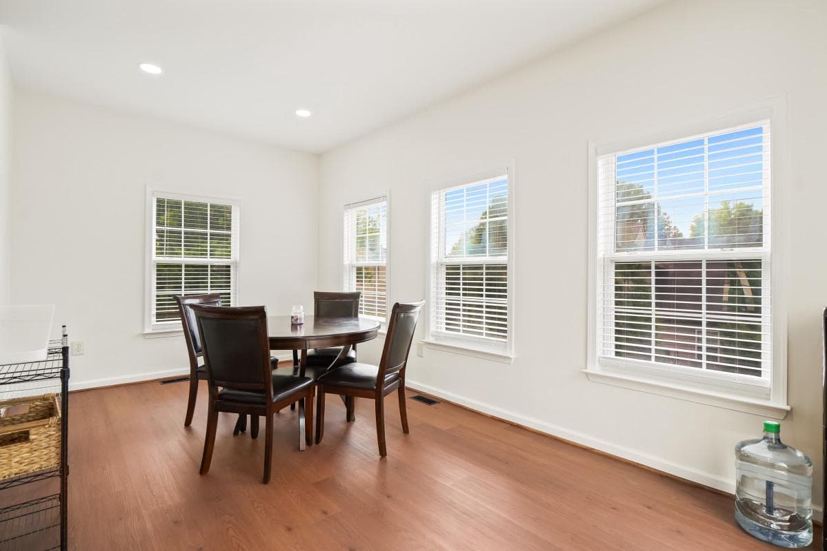90 Howard Court photo 11