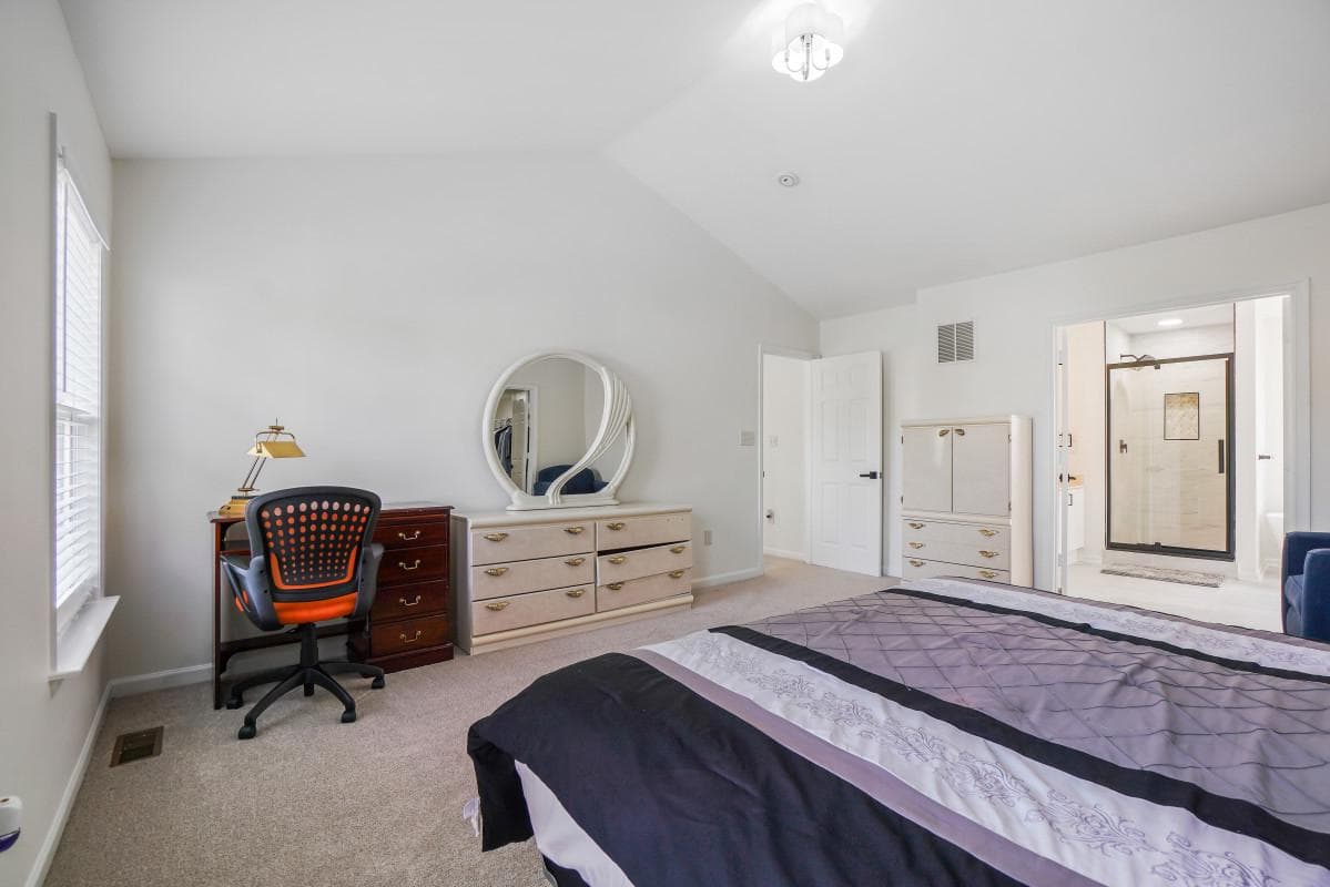 90 Howard Court photo 25