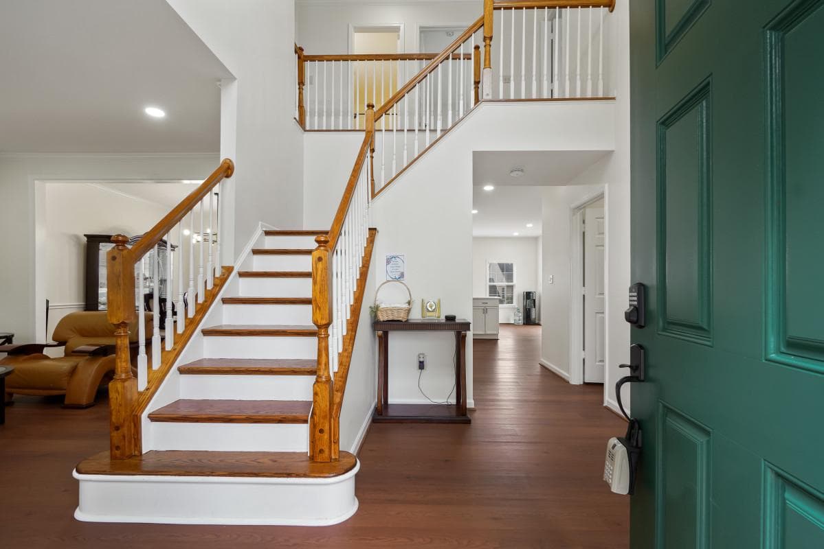 90 Howard Court photo 3