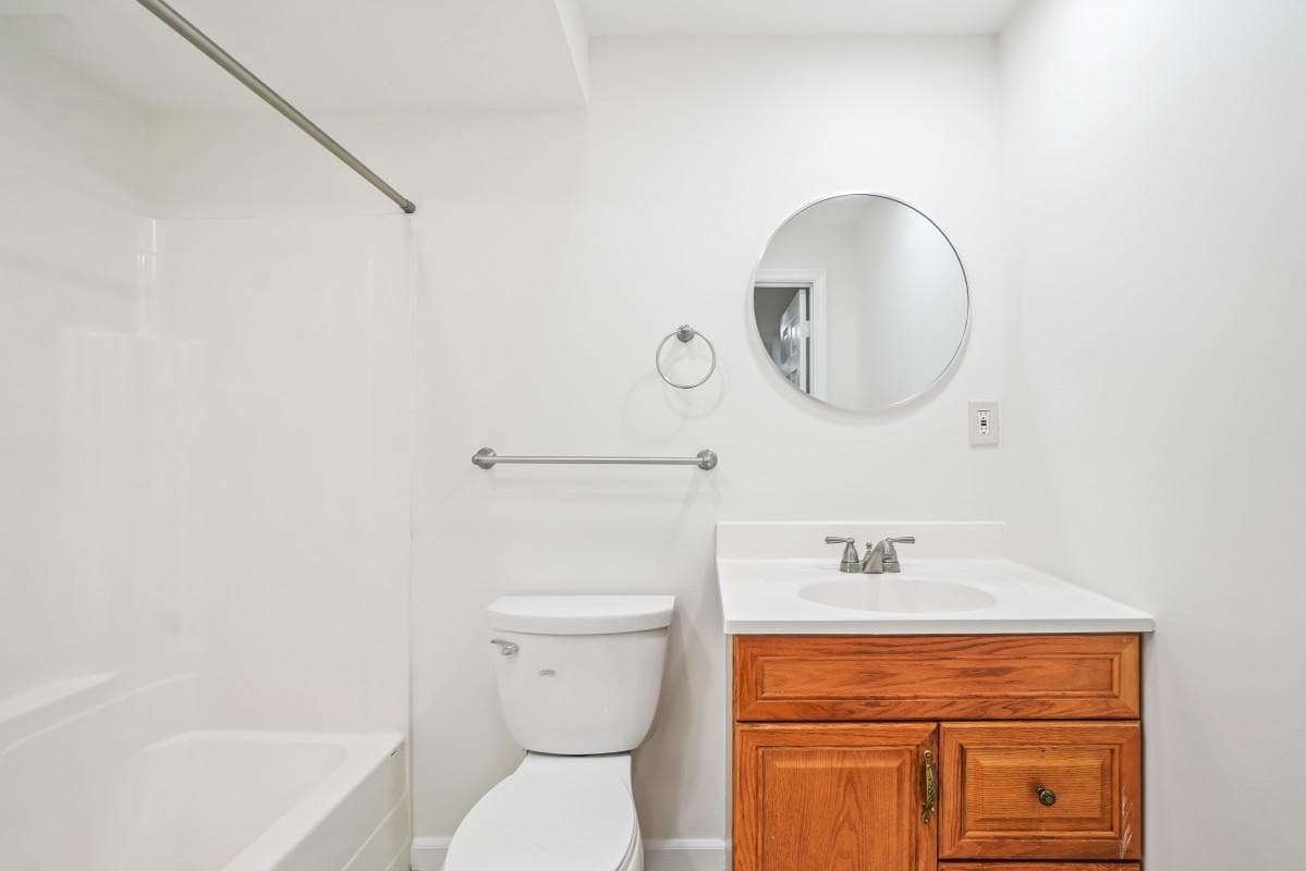 90 Howard Court photo 41