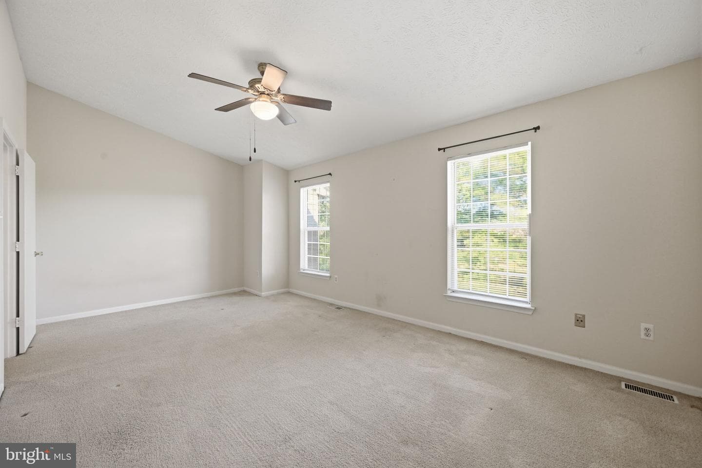 5068 Merganser Court photo 14
