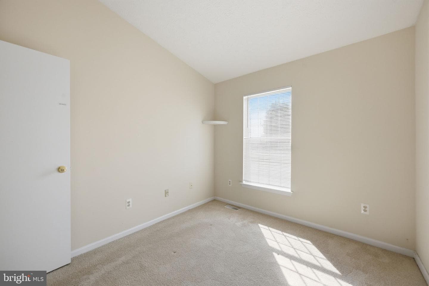 5068 Merganser Court photo 20