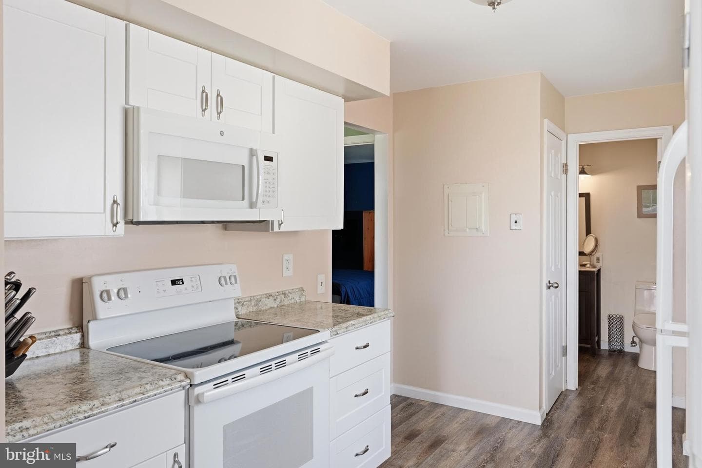1403 Key Parkway #301a photo 8