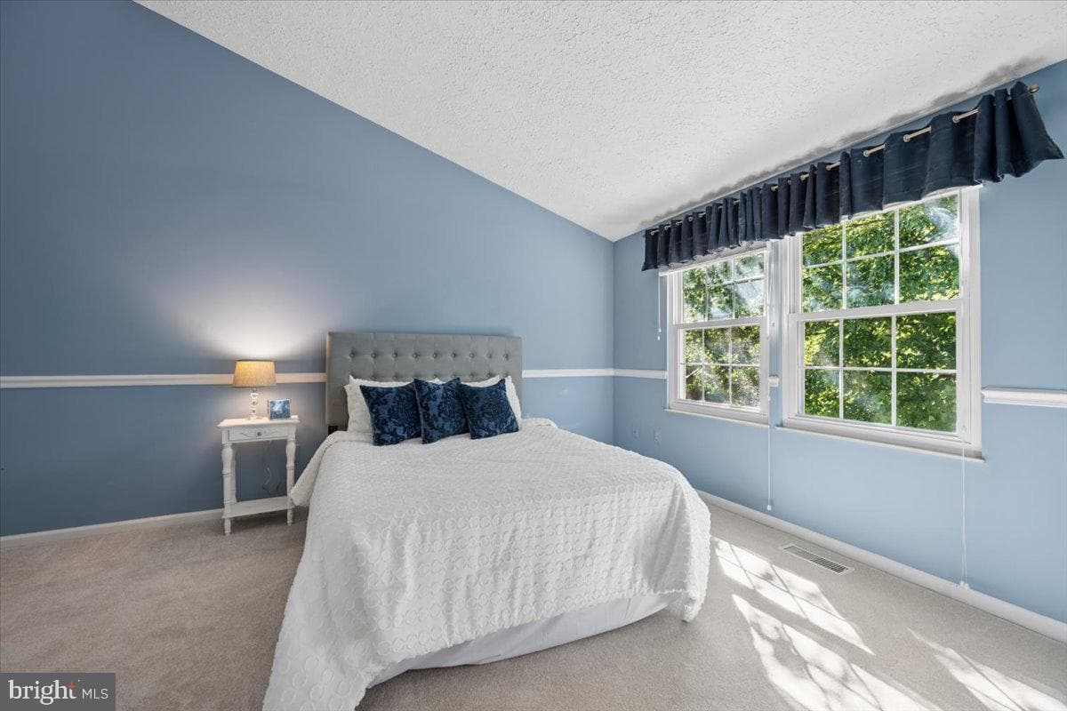 6396 Devonshire Lane photo 20