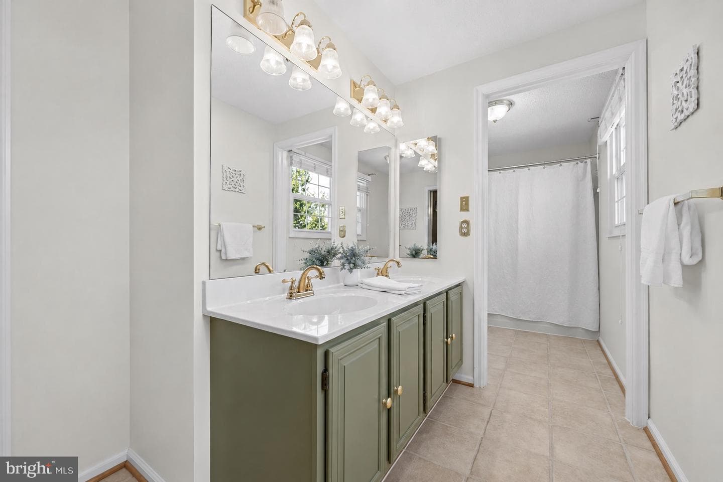 6396 Devonshire Lane photo 22