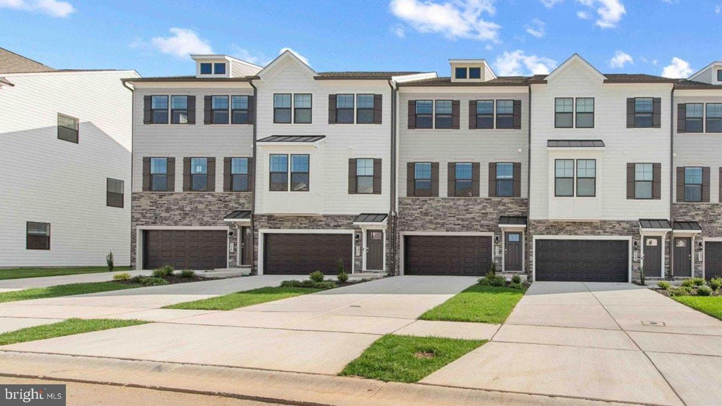 341 Ensemble Way, Frederick