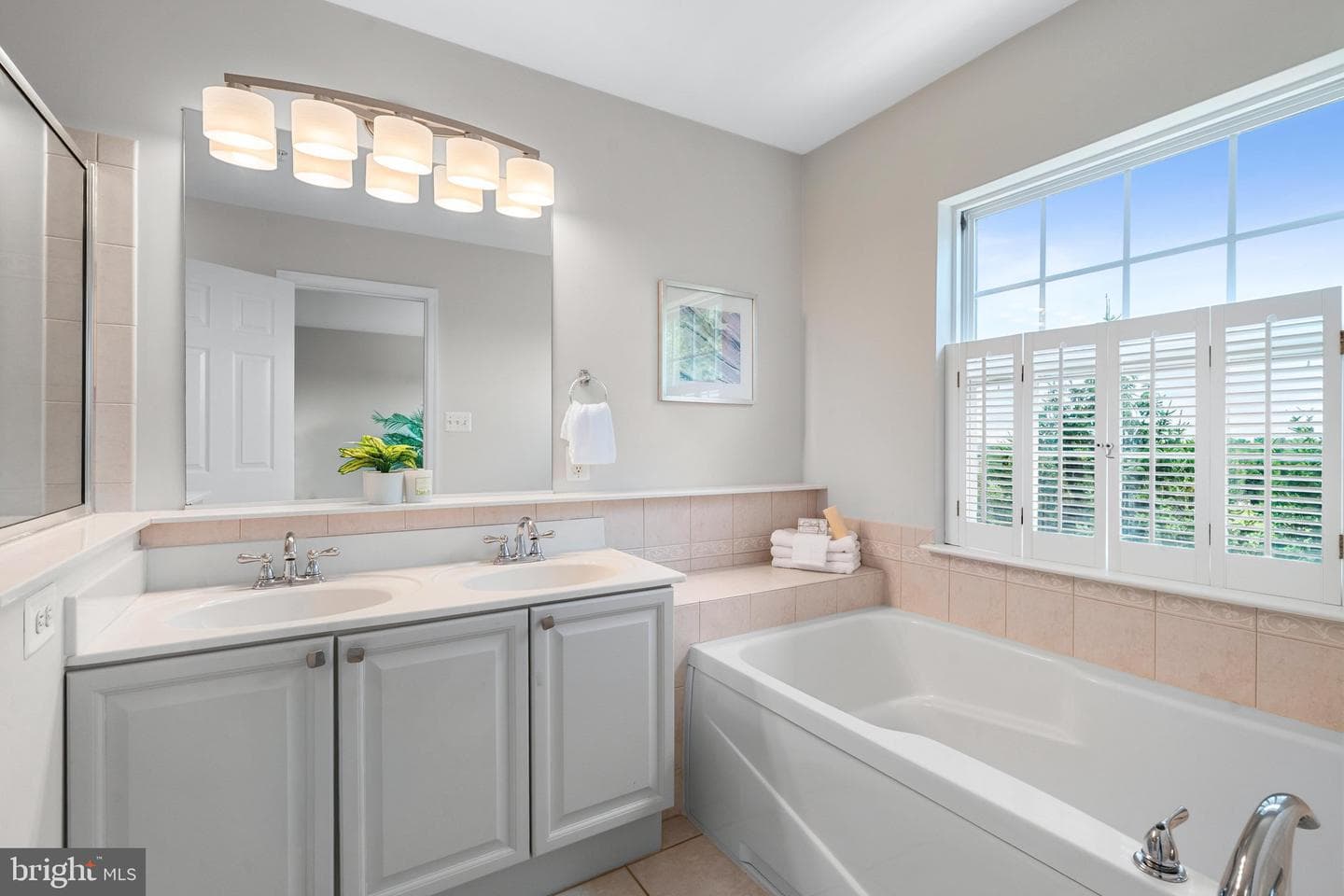 2502 Emerson Drive photo 19