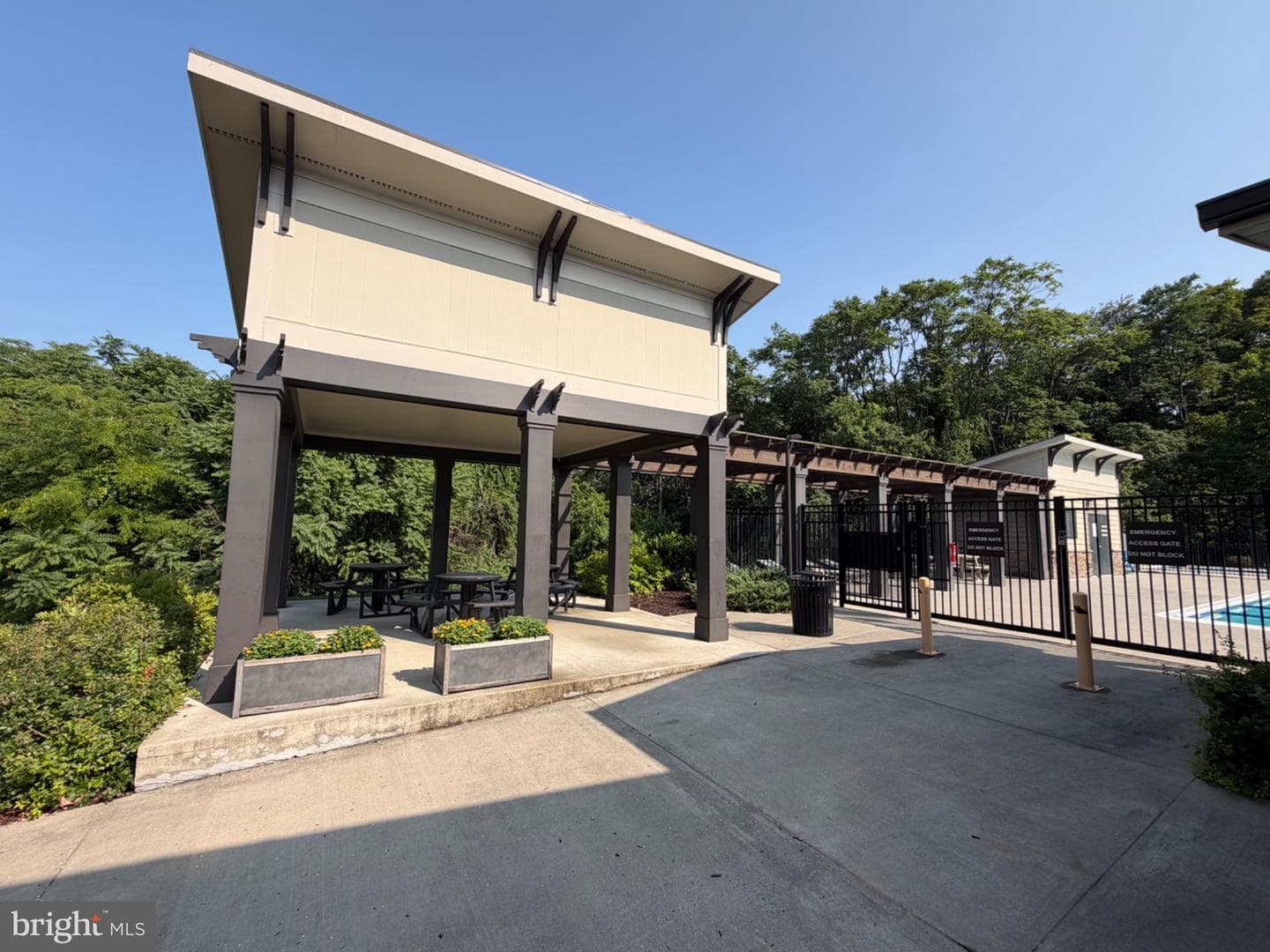 8468 Randell Ridge photo 40