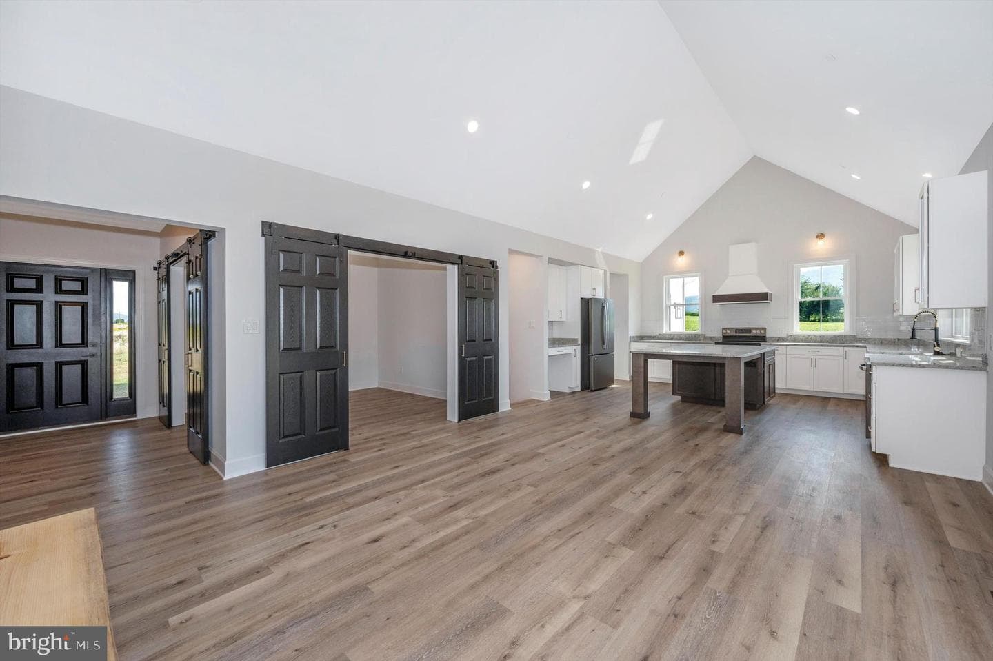 17023 Raven Rock Road photo 17