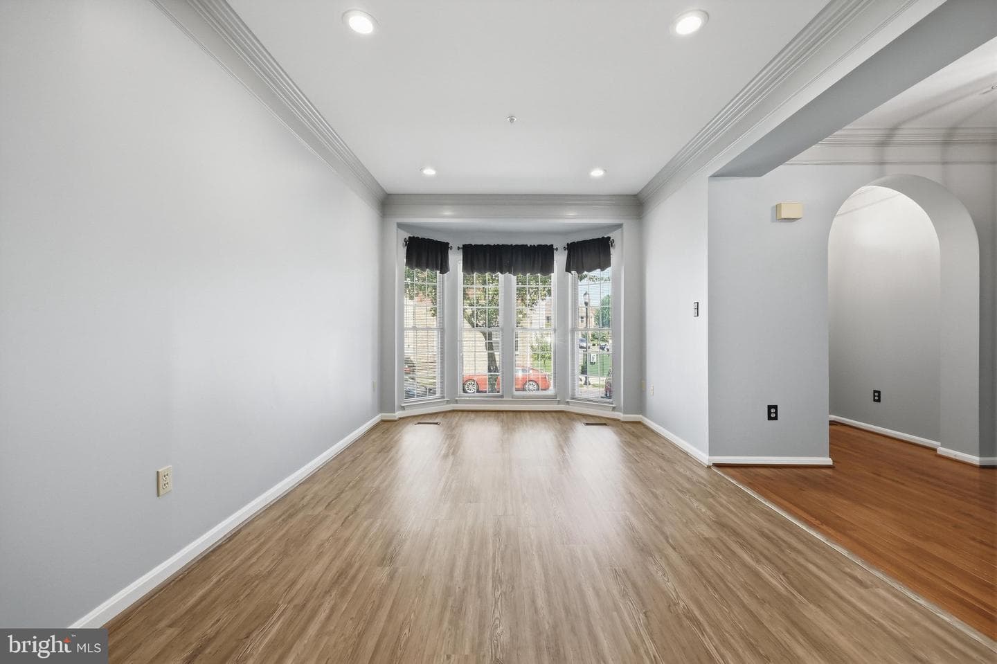2215 Parish Lane photo 4