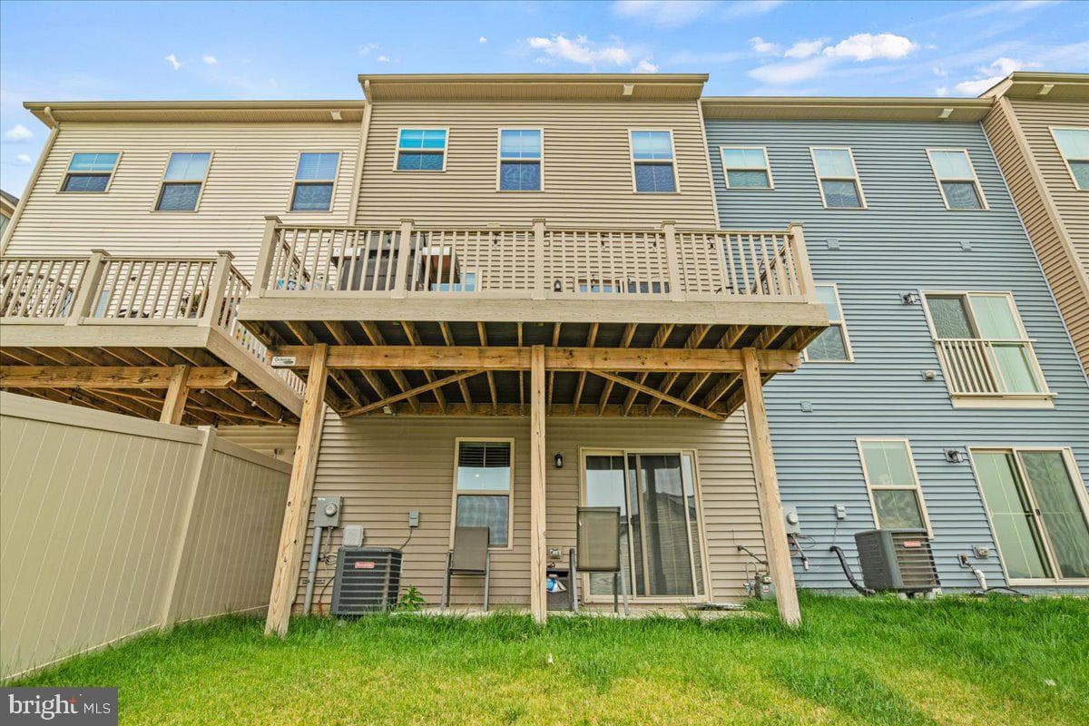 6116 Goshawk Street photo 36