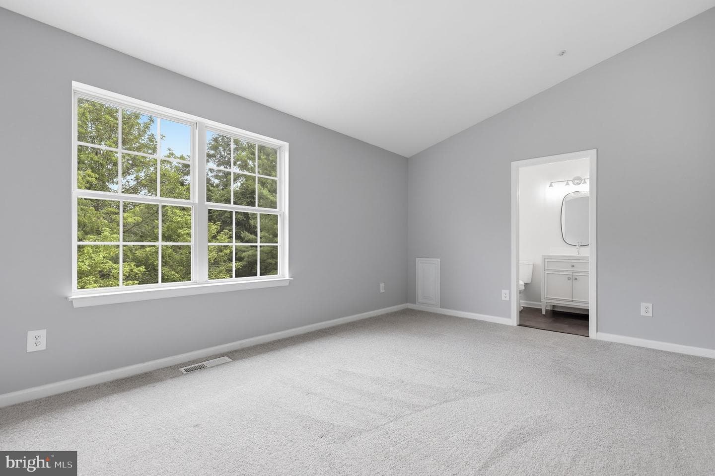 6212 Cliffside Terrace photo 18