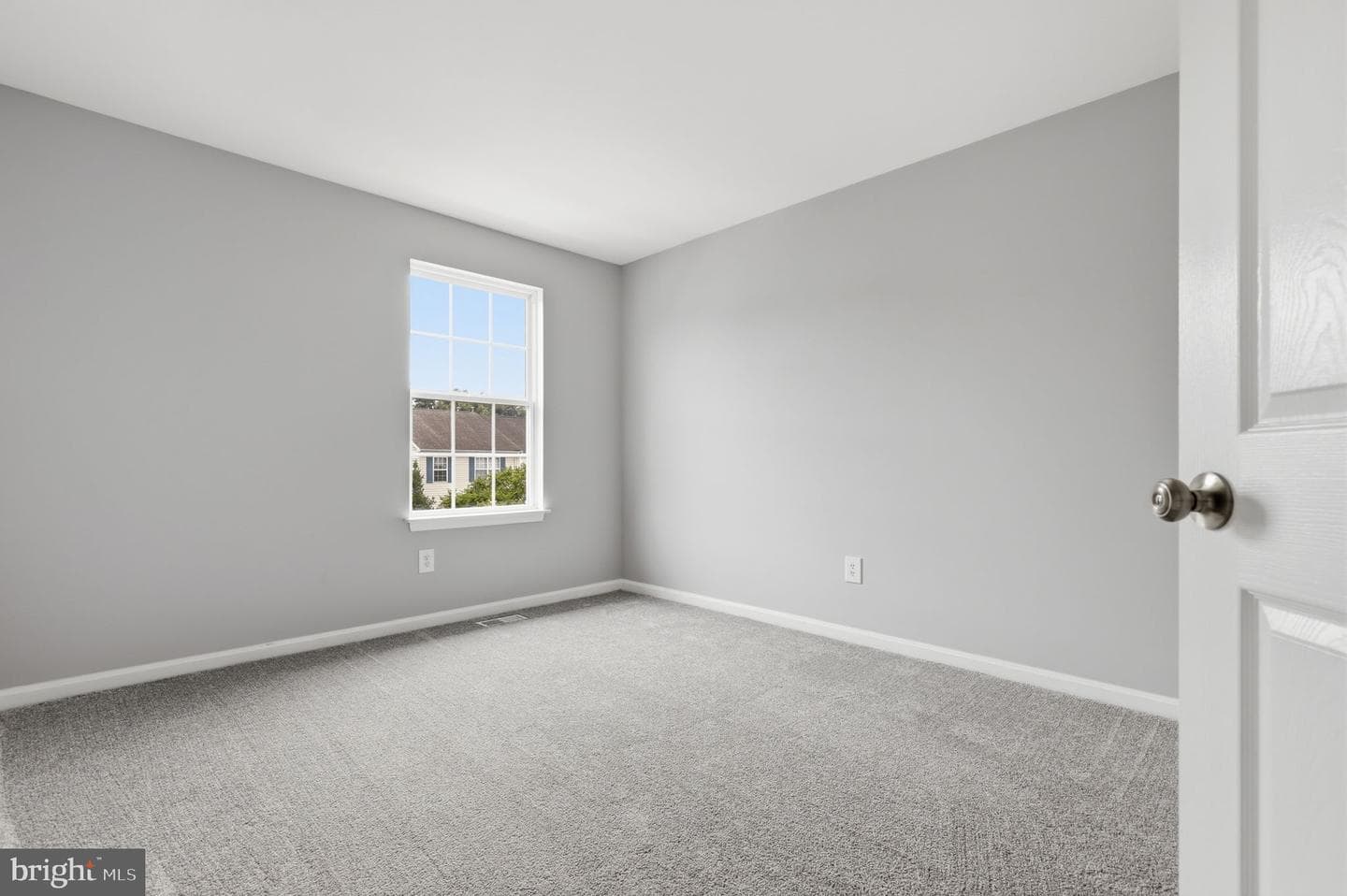 6212 Cliffside Terrace photo 25
