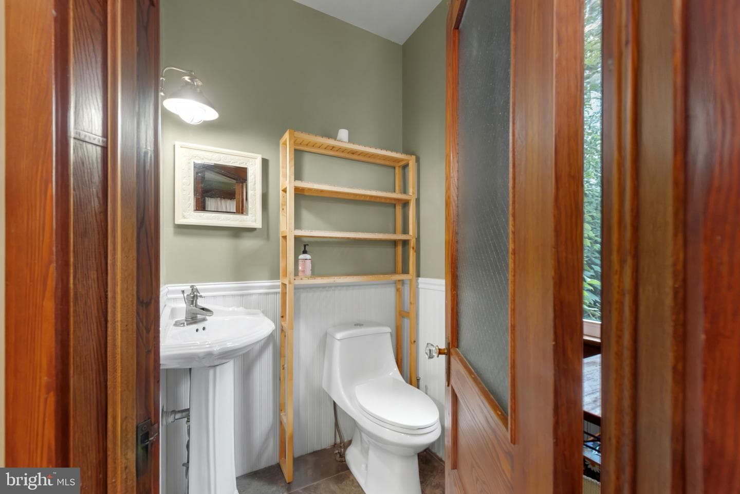 24 College Avenue photo 16