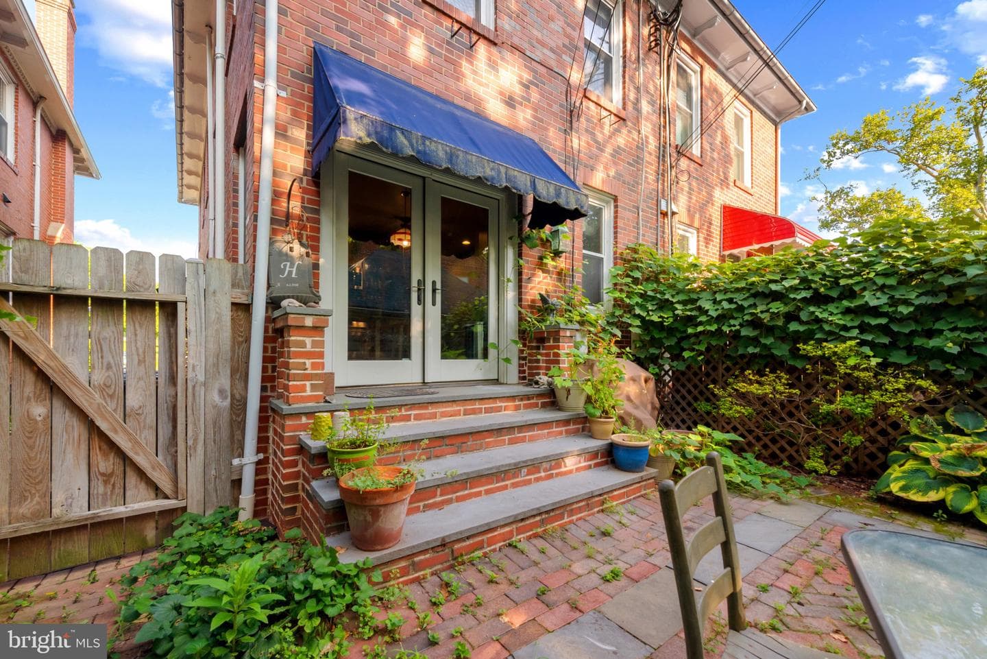 24 College Avenue photo 31