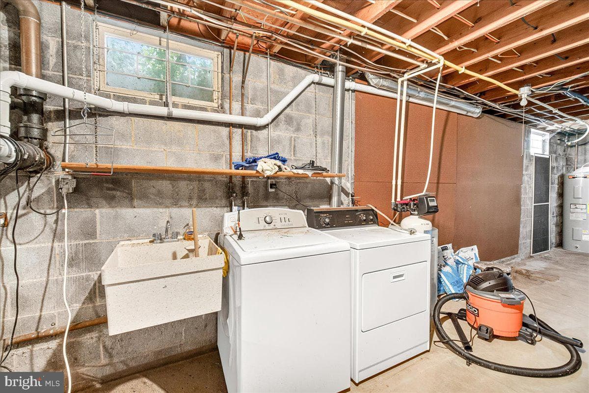 7910 Edgewood Farm Road photo 36