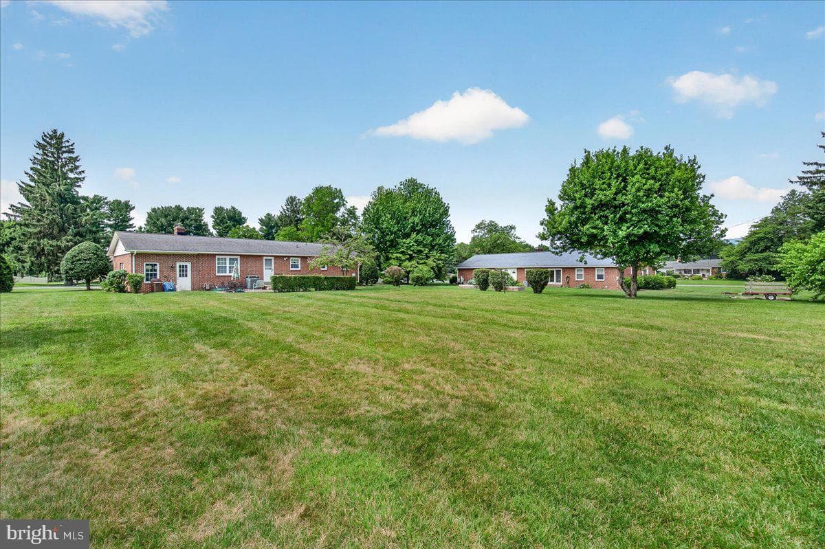 7910 Edgewood Farm Road photo 44