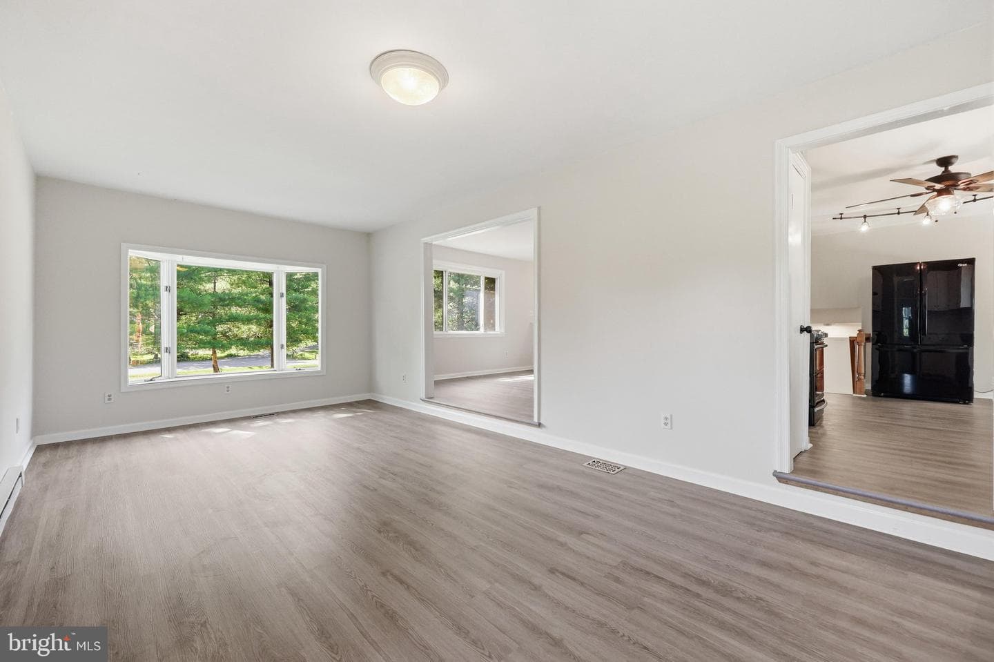 8215 Virginia Lane photo 16