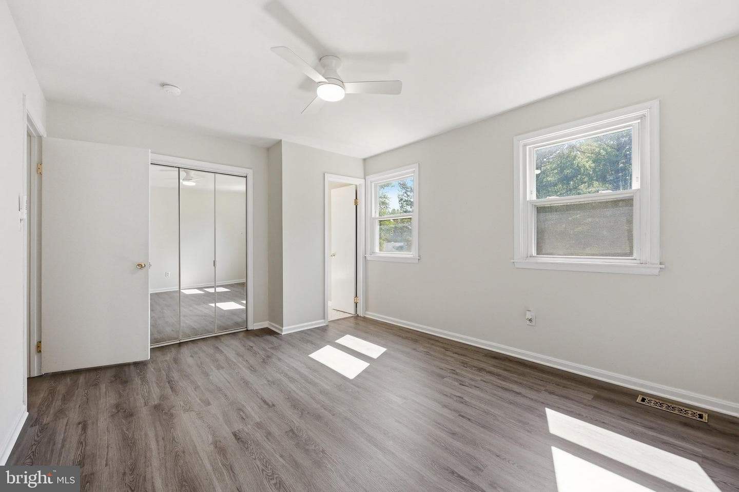 8215 Virginia Lane photo 20