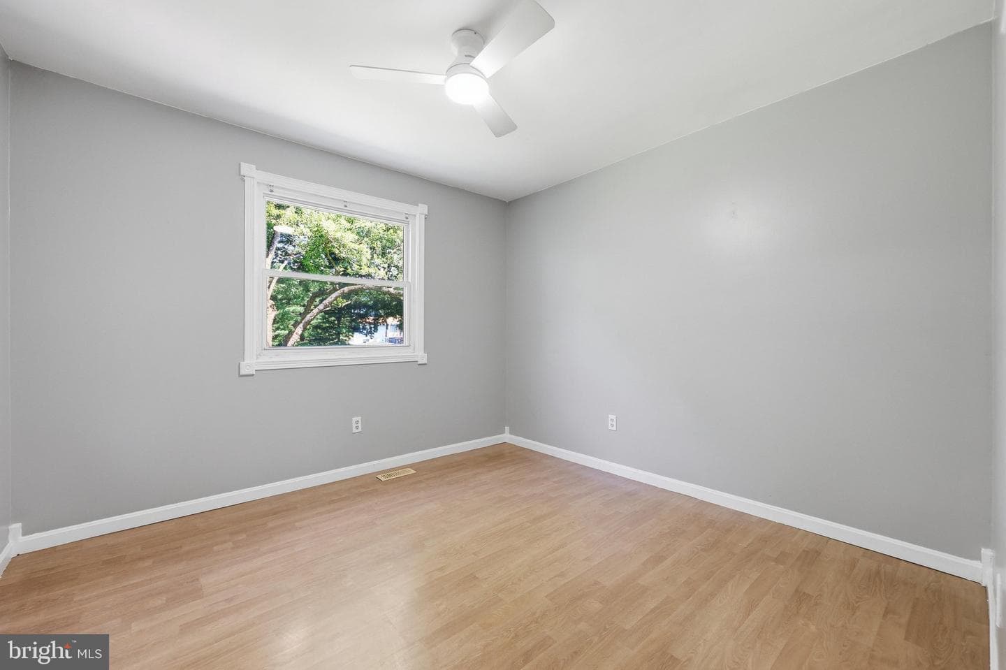 8215 Virginia Lane photo 25