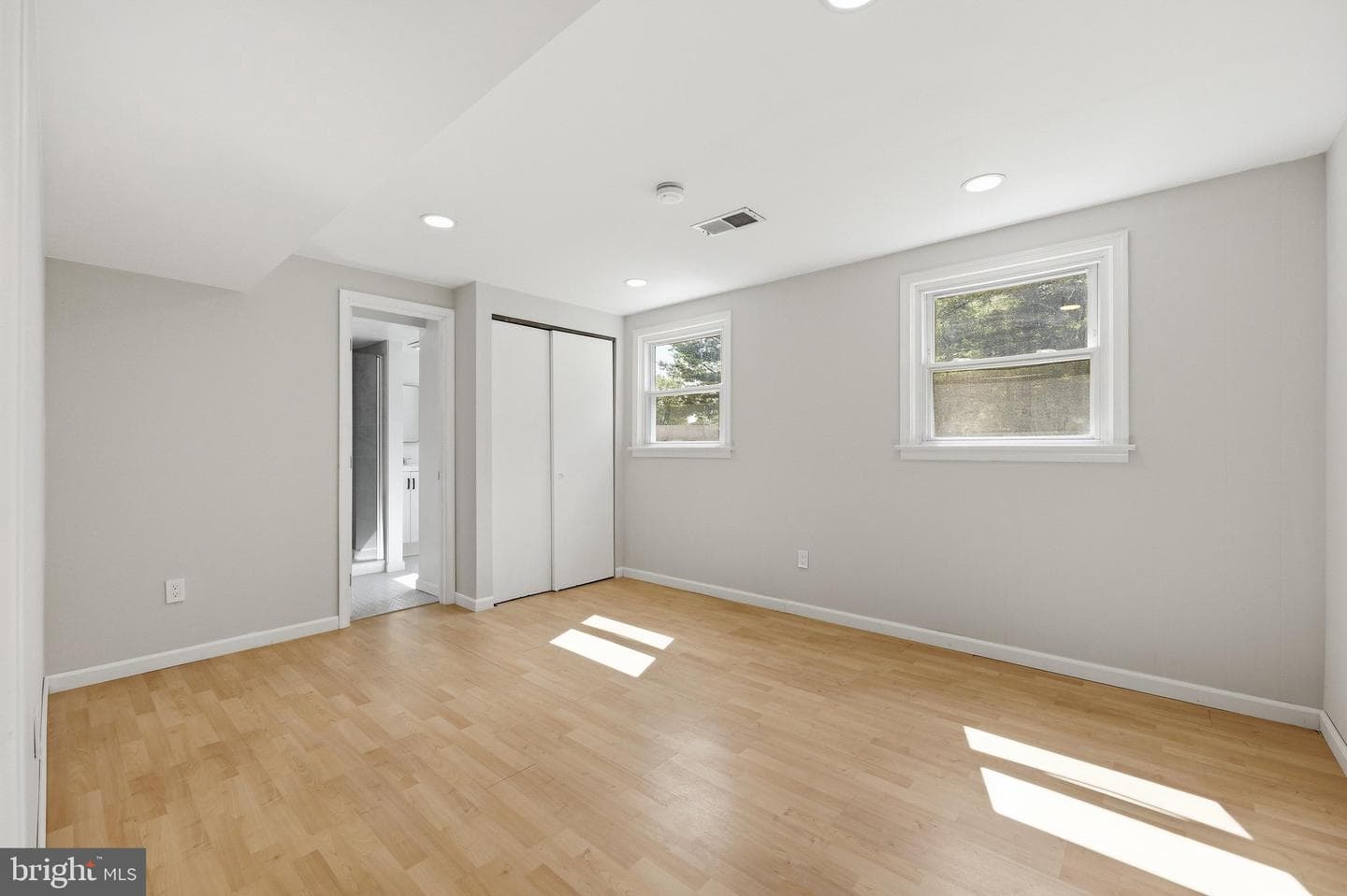 8215 Virginia Lane photo 32