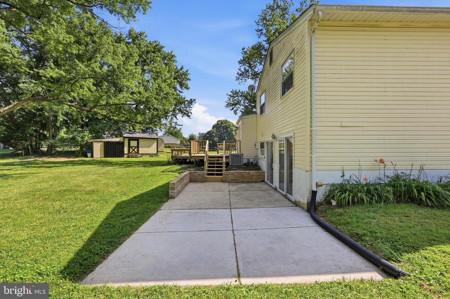 8215 Virginia Lane photo 44