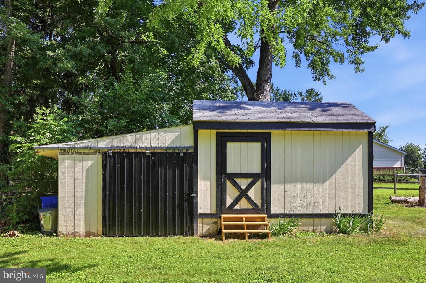 8215 Virginia Lane photo 45