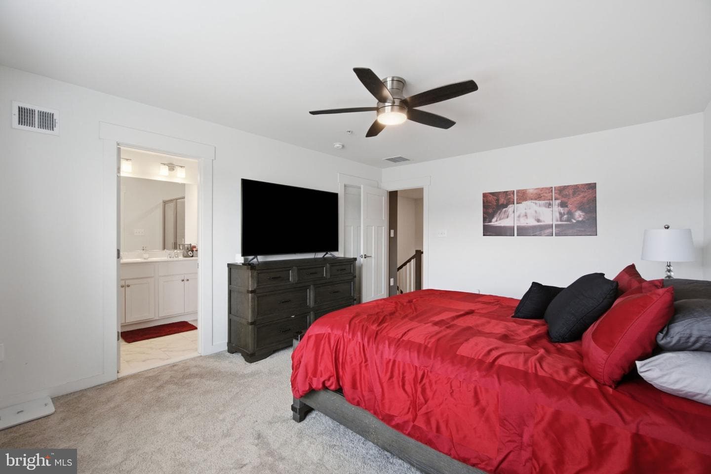 405 Gillespie Drive photo 17