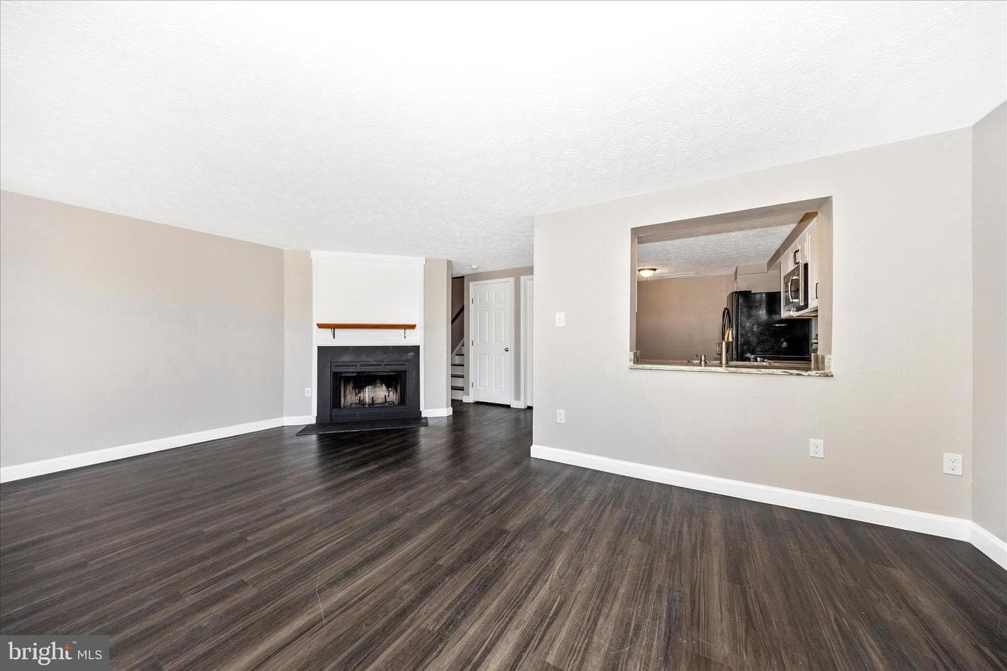 572 Hollyberry Way, Frederick