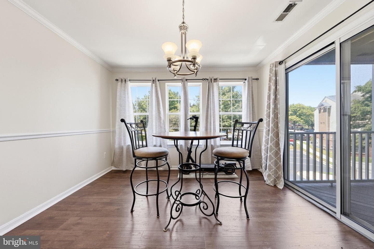 2402 Ellsworth Way #2a photo 10