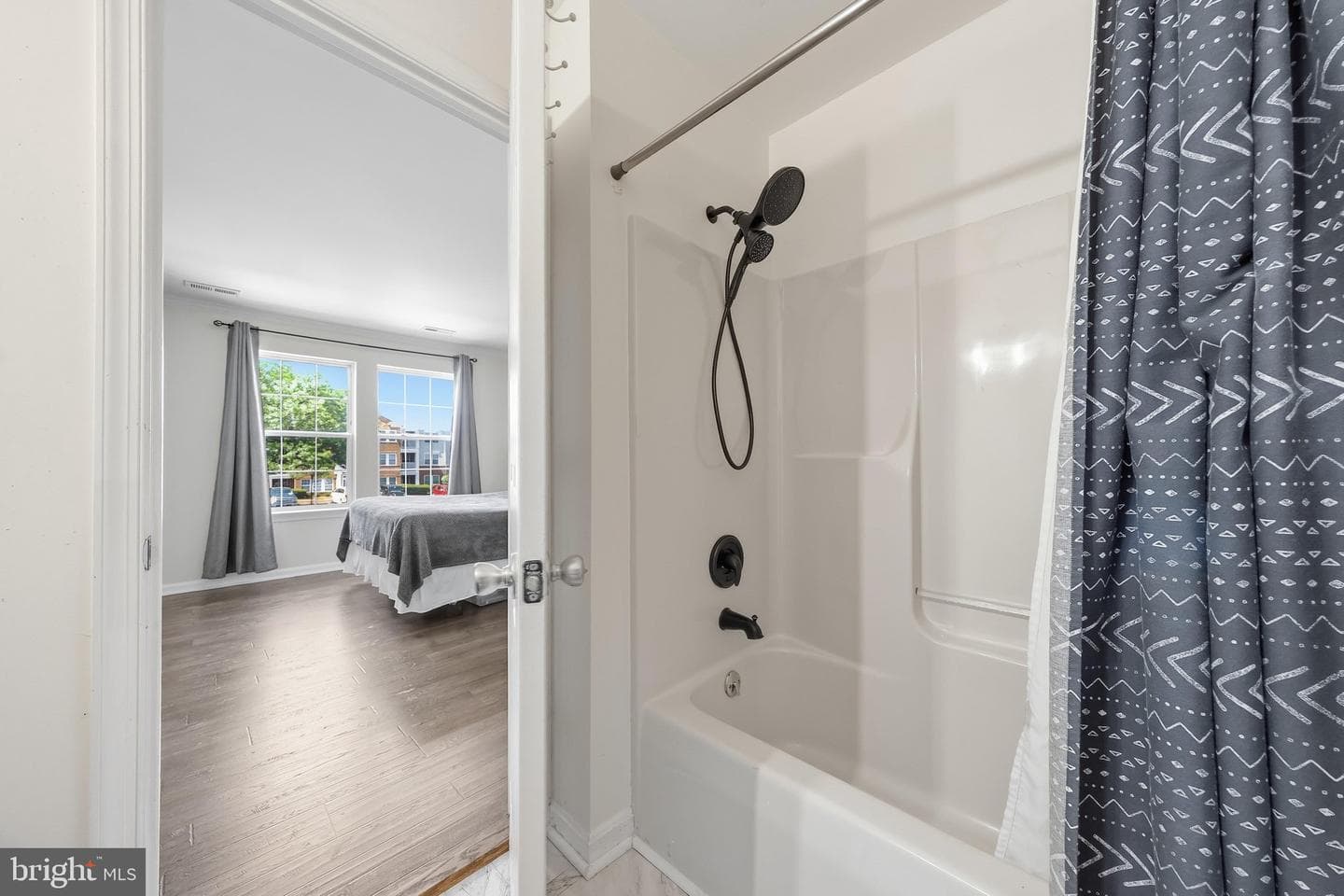 2402 Ellsworth Way #2a photo 17