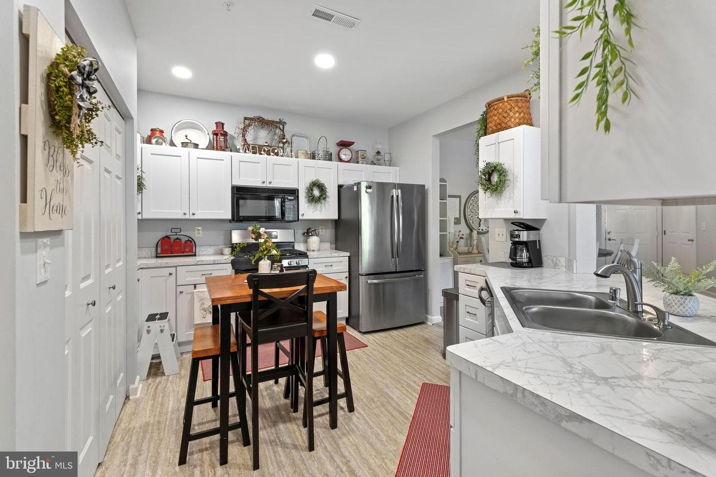 105 Sunshine Court #g photo 15