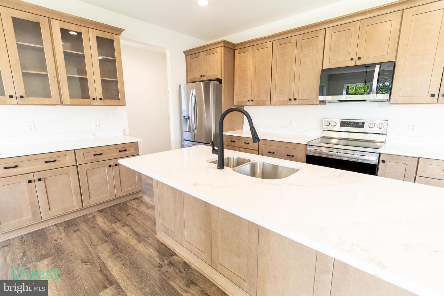 2115 Nuttal Avenue photo 20