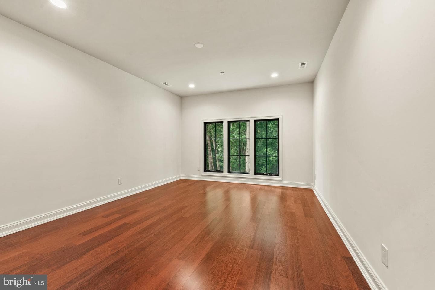 928 Fenario Circle photo 45
