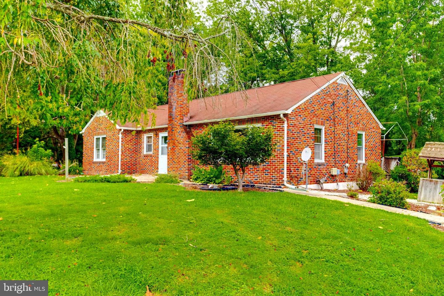 1405 Pomeroy Avenue photo 2