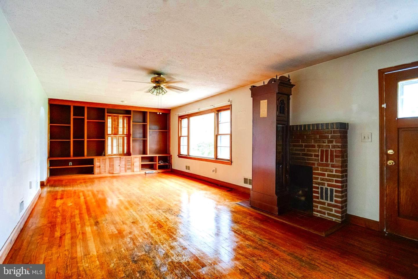 1405 Pomeroy Avenue photo 3