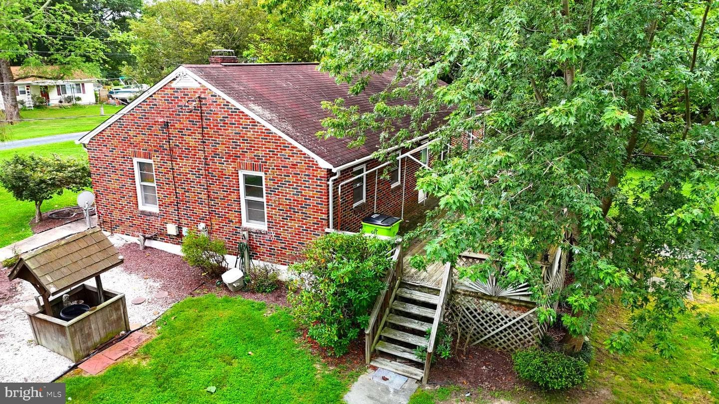 1405 Pomeroy Avenue photo 46