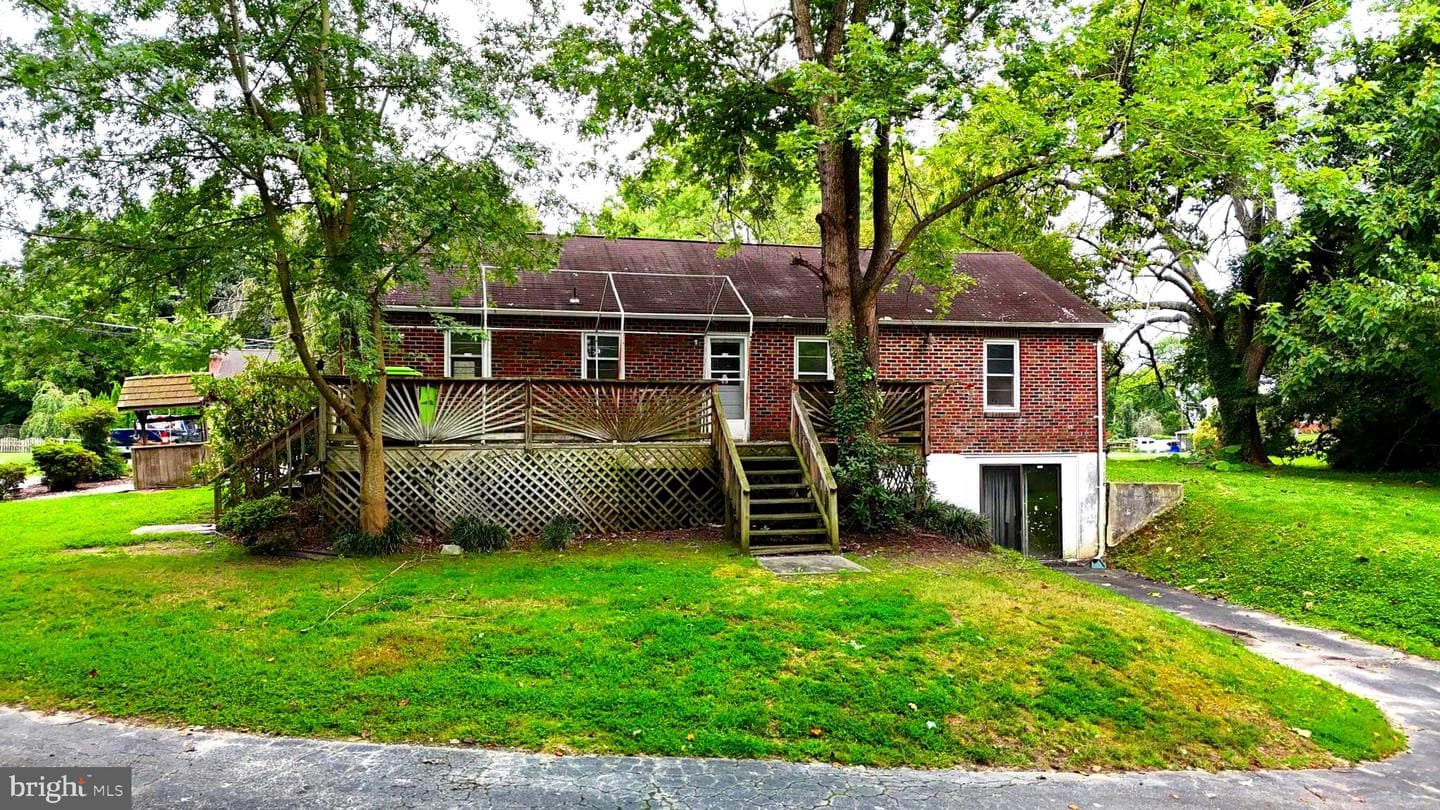 1405 Pomeroy Avenue photo 52
