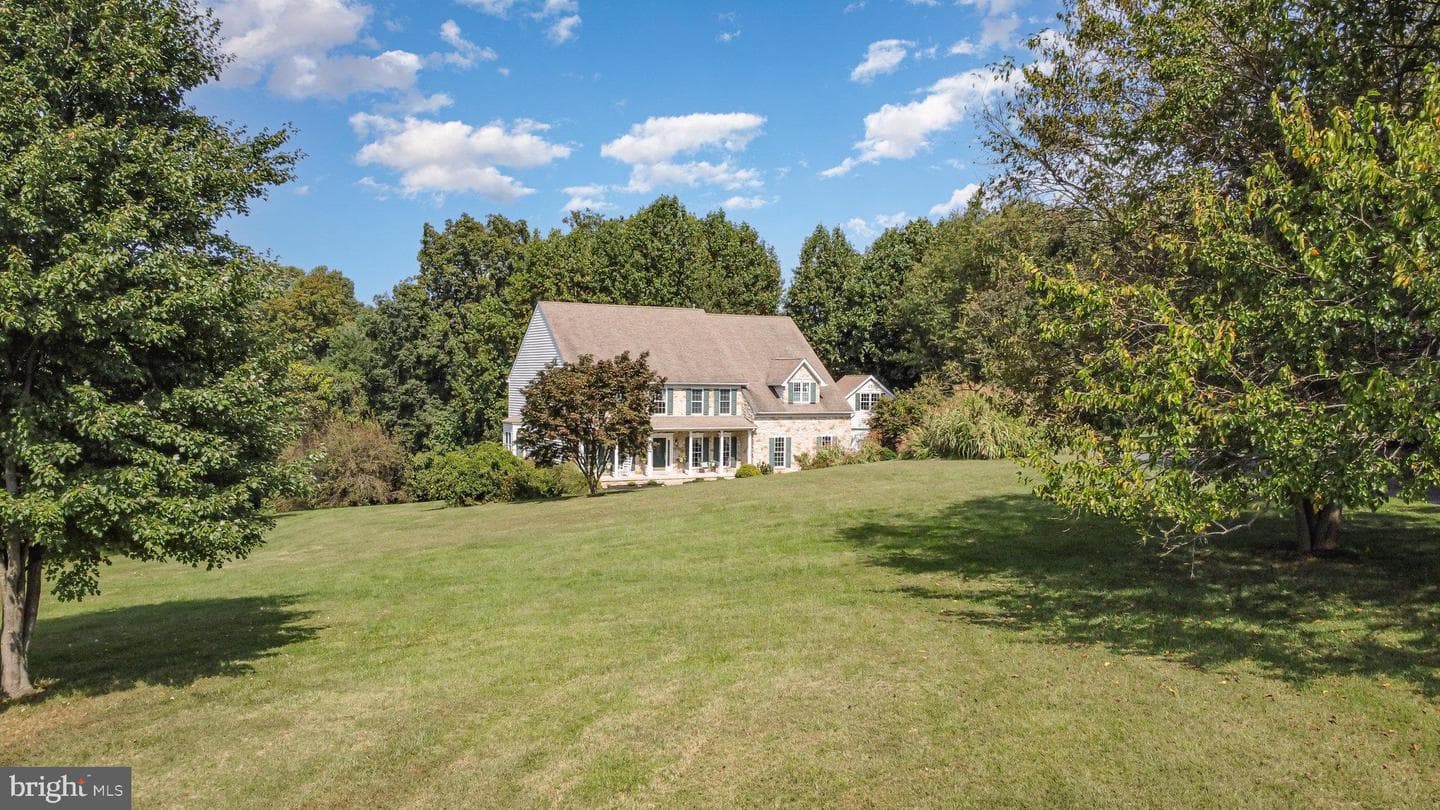 209 Christopher Road photo 2