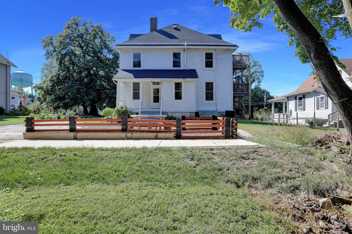 631 W Bel Air Avenue photo 9